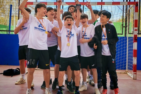 CAMPEONATO DE FUTBOL INTERCENTROS.